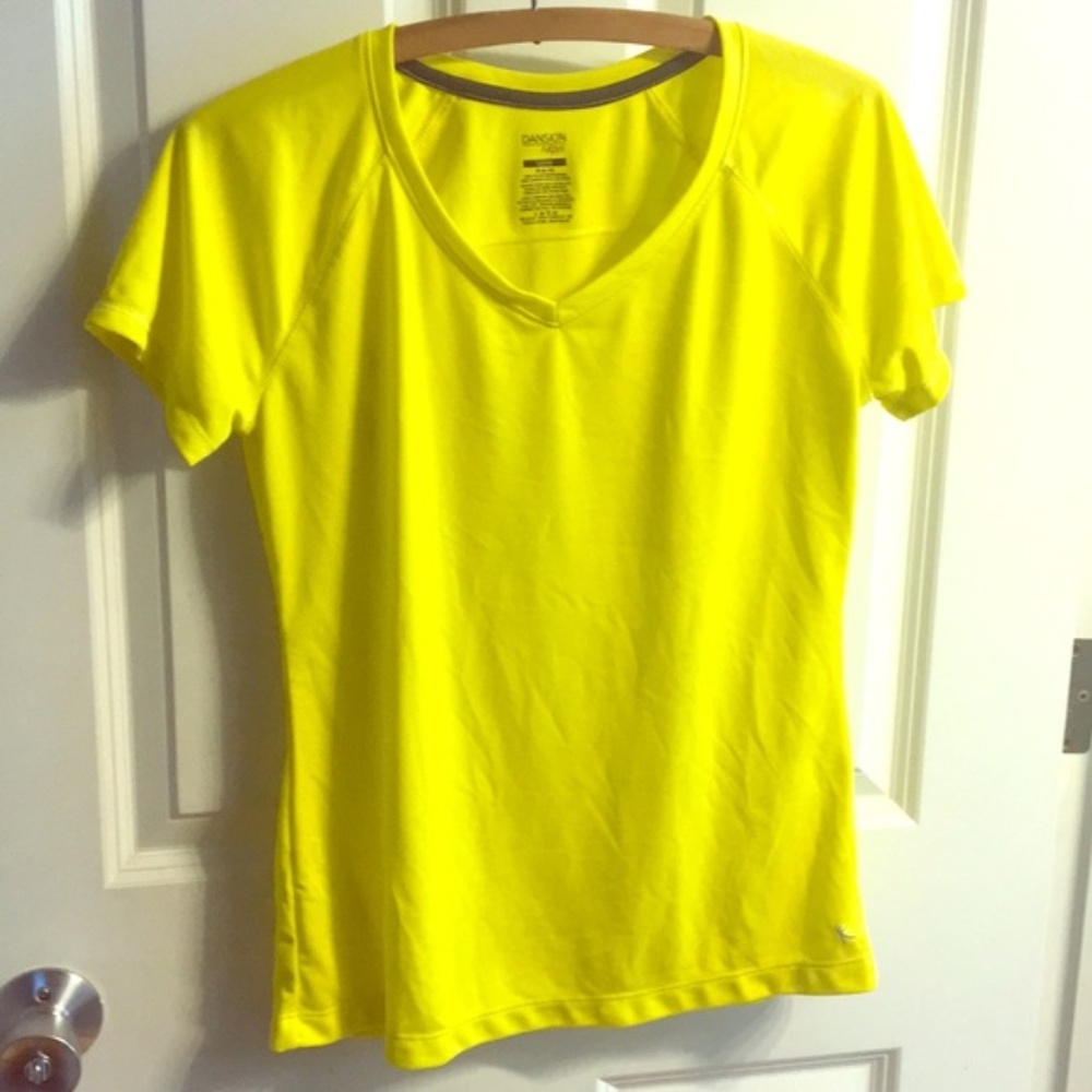 Size Medium Yellow Danskin Shirt